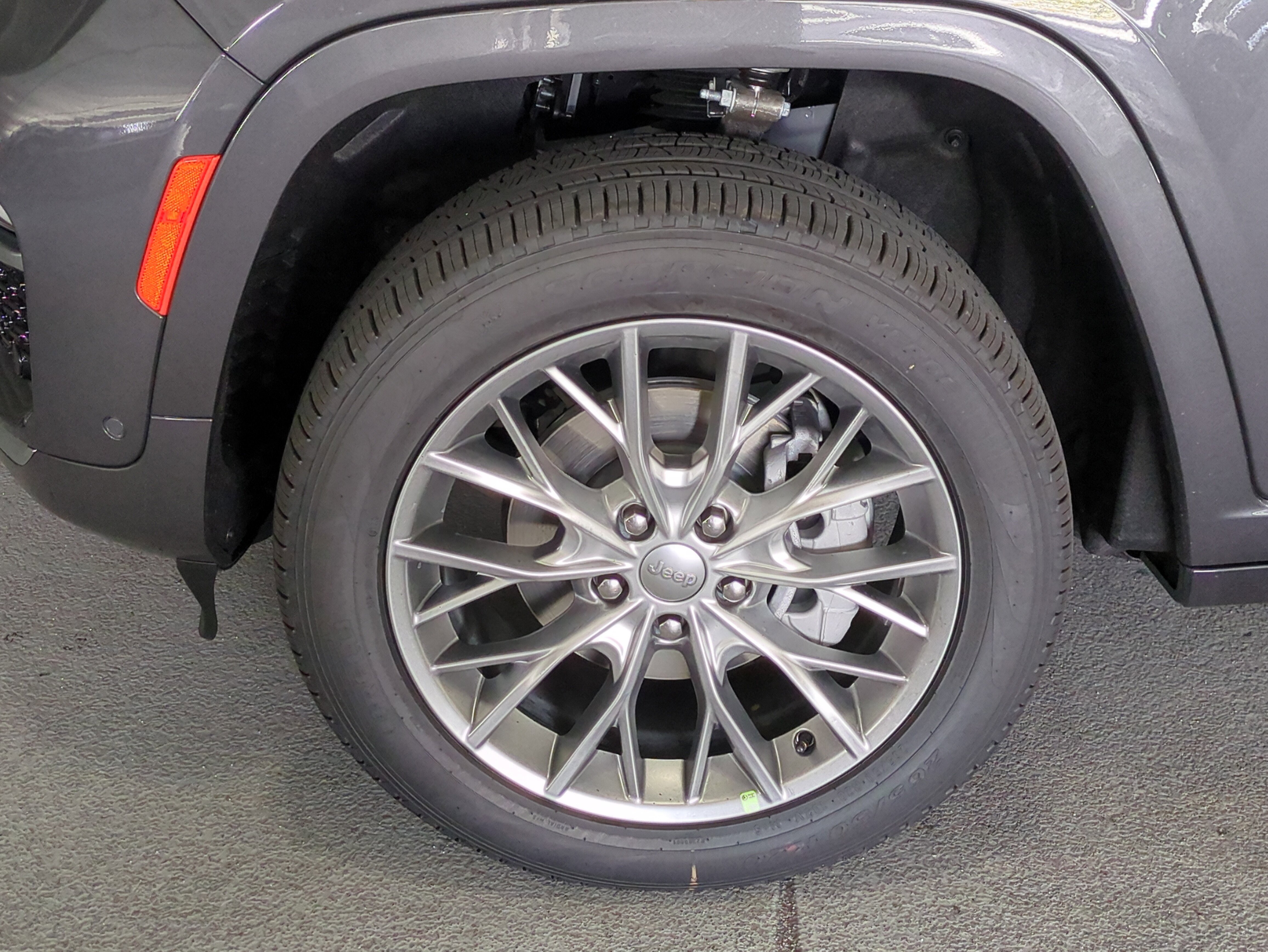 New 2025 Jeep Grand Cherokee Summit w/ Adv Protech Group IV image 11