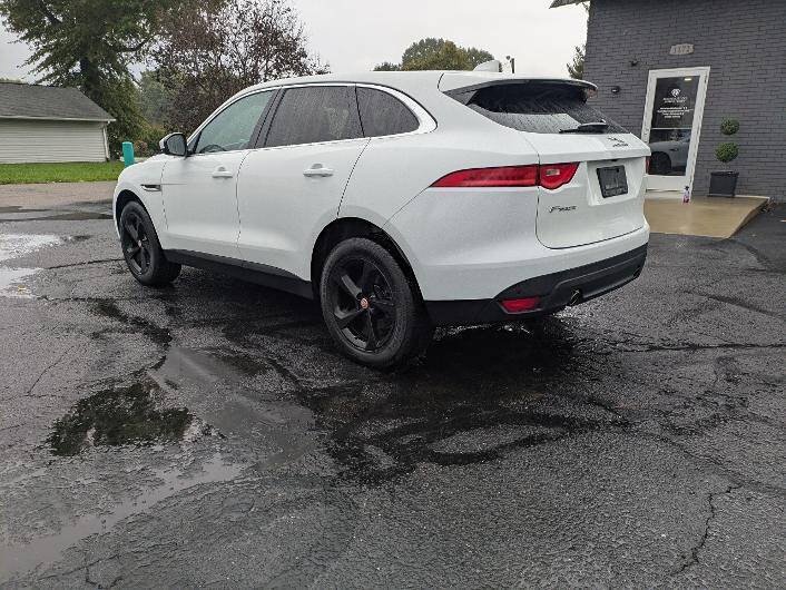 Used 2019 Jaguar F-PACE Premium AWD/4WD image 3