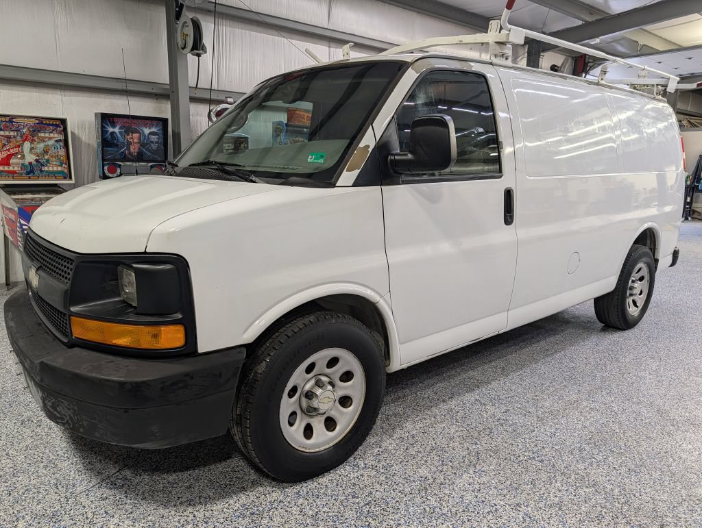 Used 2012 Chevrolet Express 1500 w/ Power Package RWD image 1