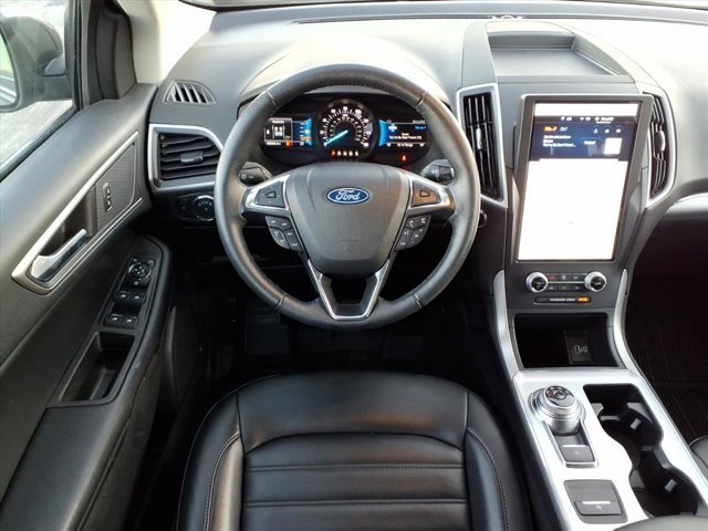 Used 2022 Ford Edge SEL w/ Convenience Package image 7