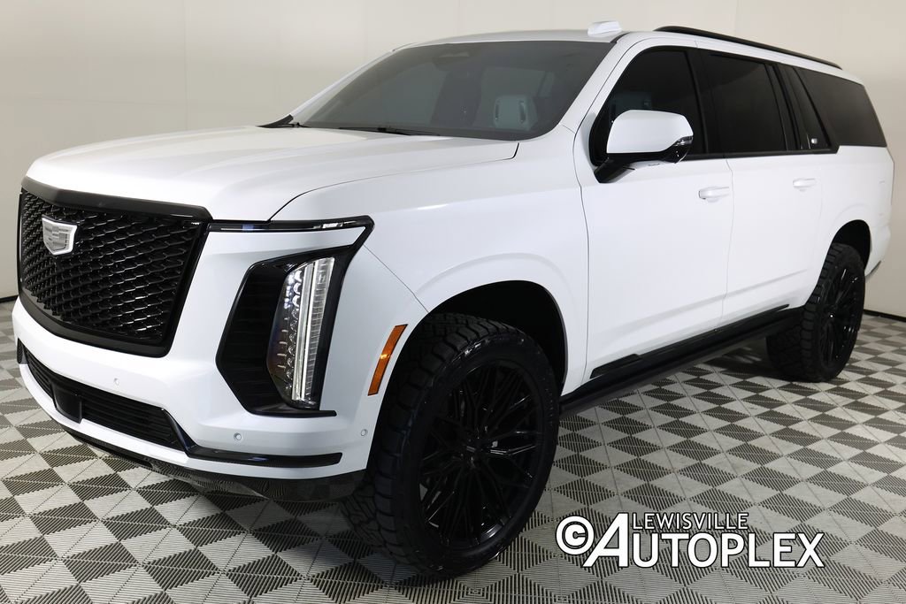 Used 2026 Cadillac Escalade ESV Platinum Sport w/ LPO, ONYX Package AWD/4WD image 9