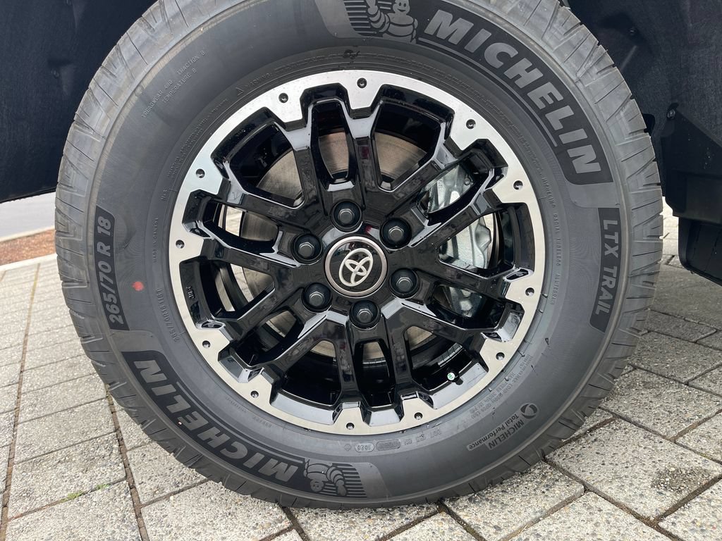 New 2026 Toyota Tundra SR5 AWD/4WD image 10
