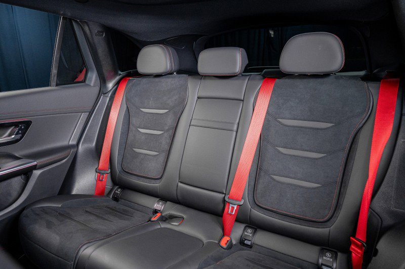 Used 2024 Mercedes-Benz GLC 43 AMG 4MATIC image 30
