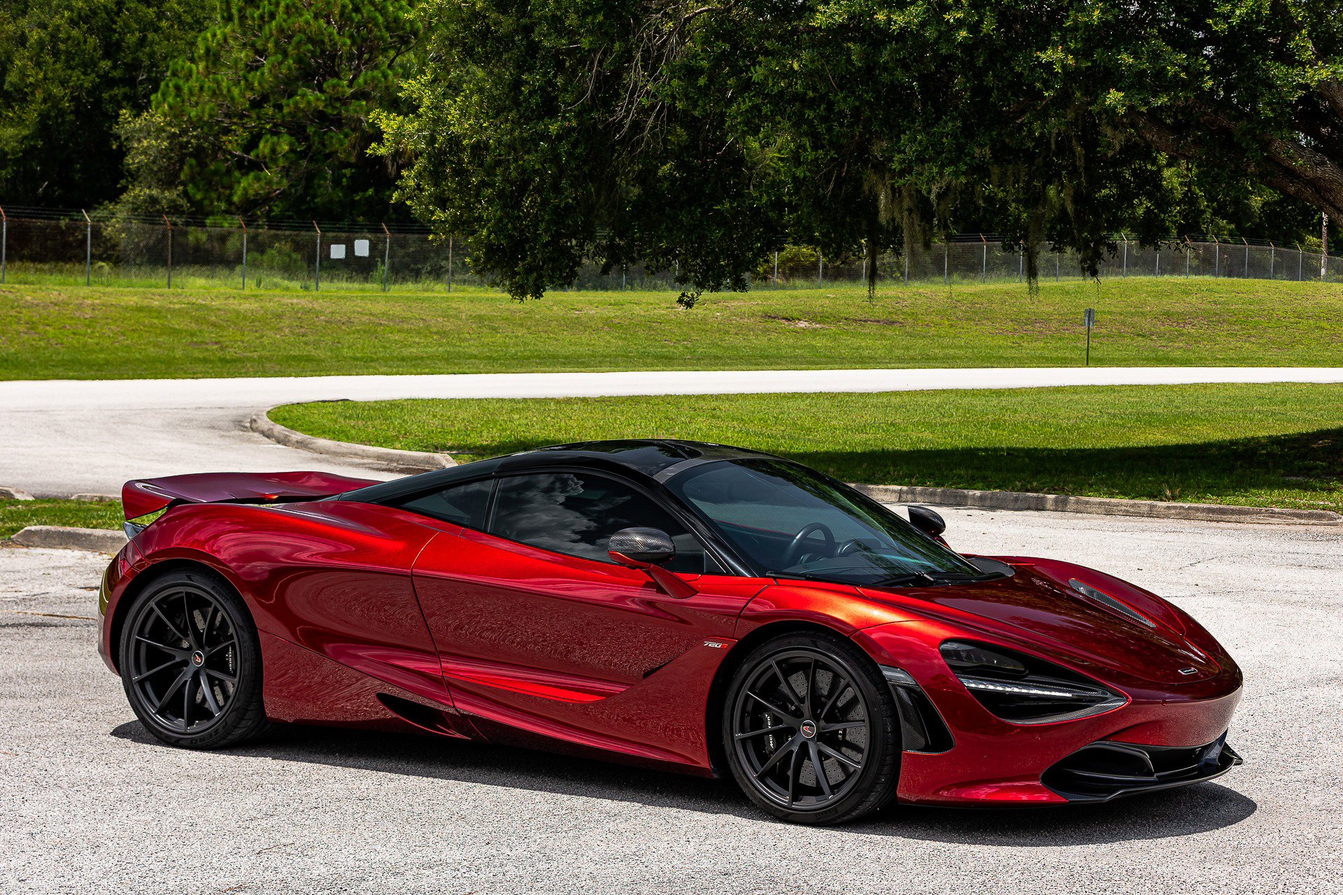 Used 2018 McLaren 720S Luxury RWD image 16