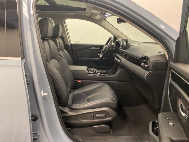 Certified 2025 Honda Pilot Touring image 26