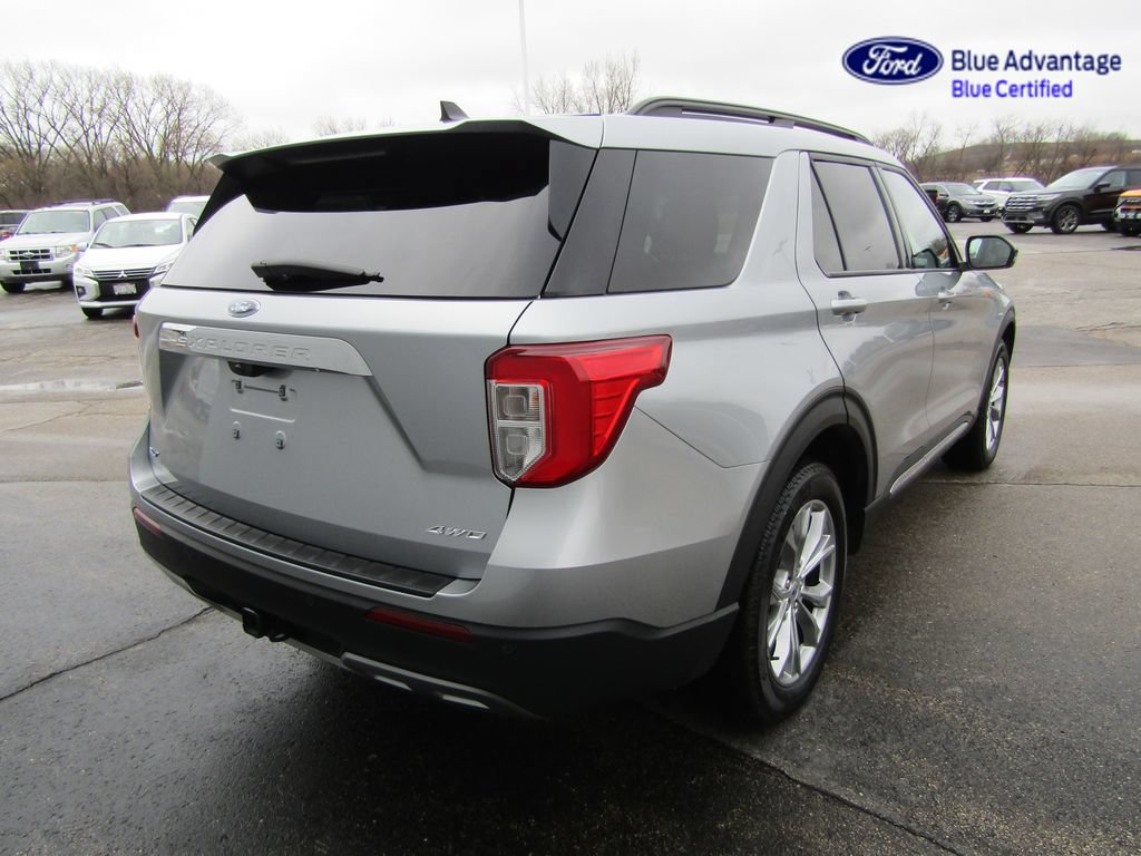 Certified 2024 Ford Explorer XLT w/ Equipment Group 202A AWD/4WD image 7
