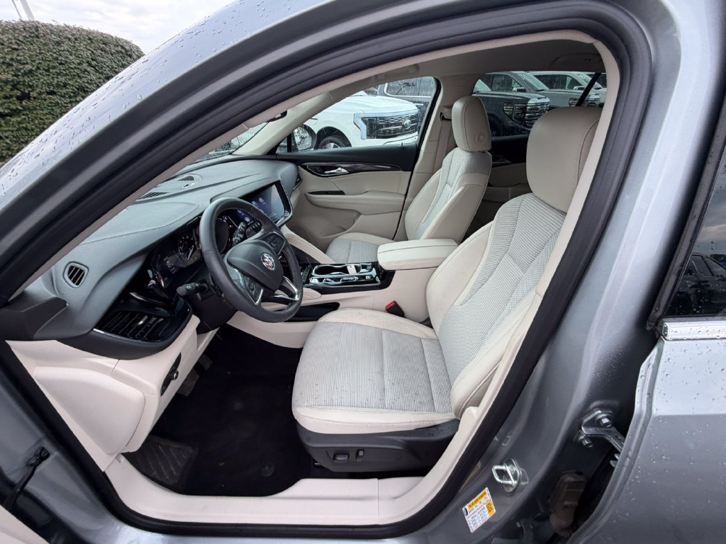 Certified 2023 Buick Envision Preferred FWD image 25