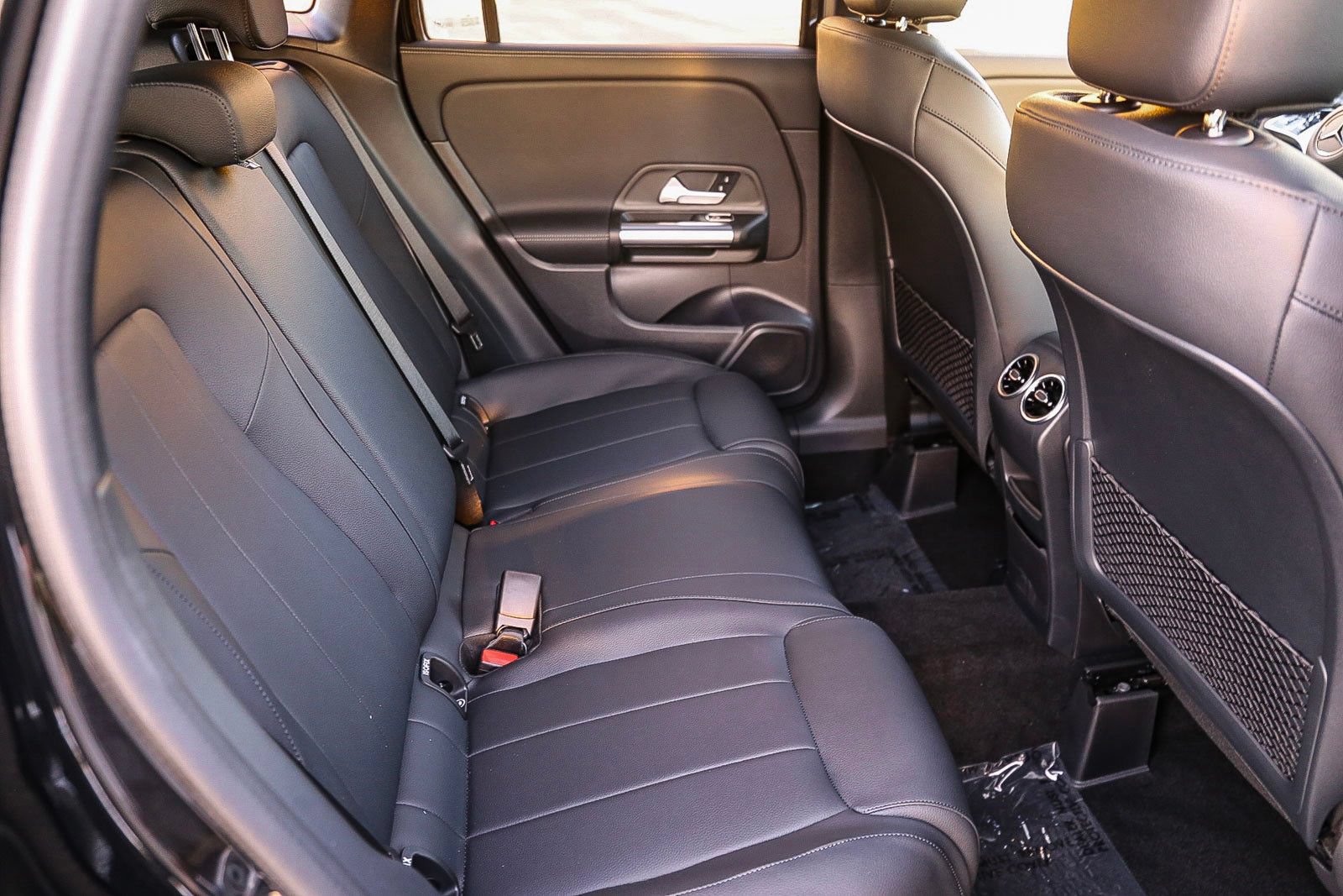 Used 2025 Mercedes-Benz GLA 250 4MATIC image 21