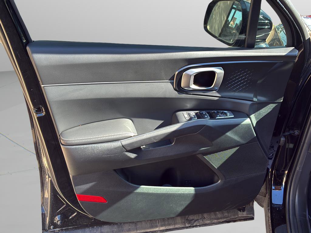 New 2025 Kia Sorento S w/ Panoramic Sunroof Package image 39