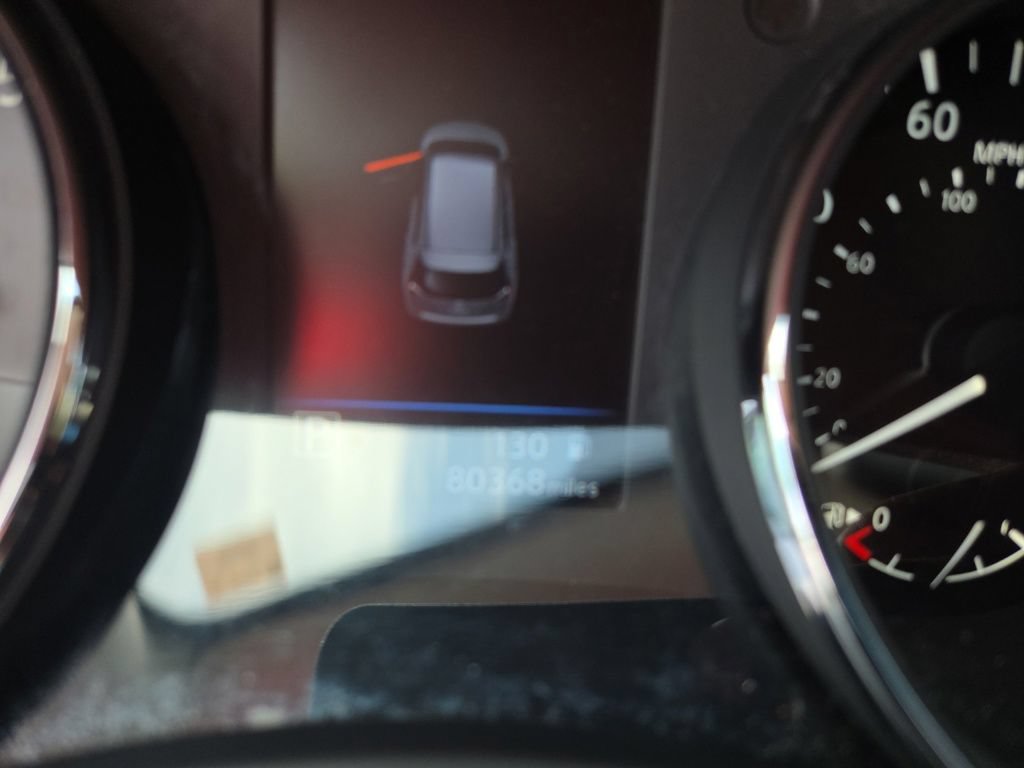 Used 2019 Nissan Rogue S FWD image 2