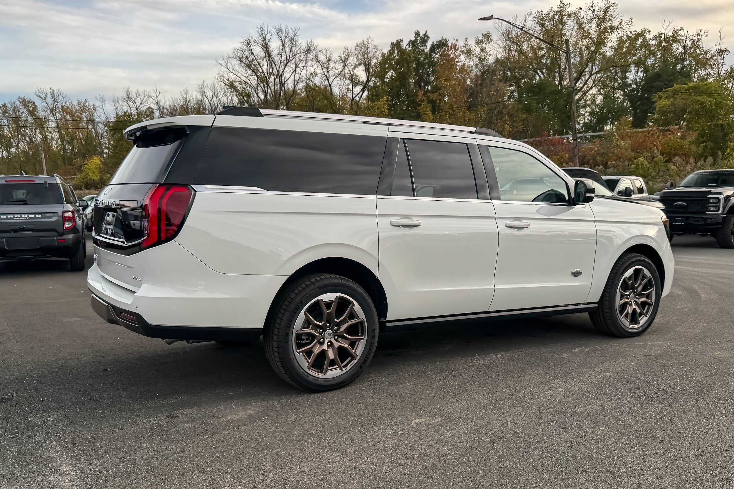 New 2027 Ford Expedition Max King Ranch AWD/4WD image 3