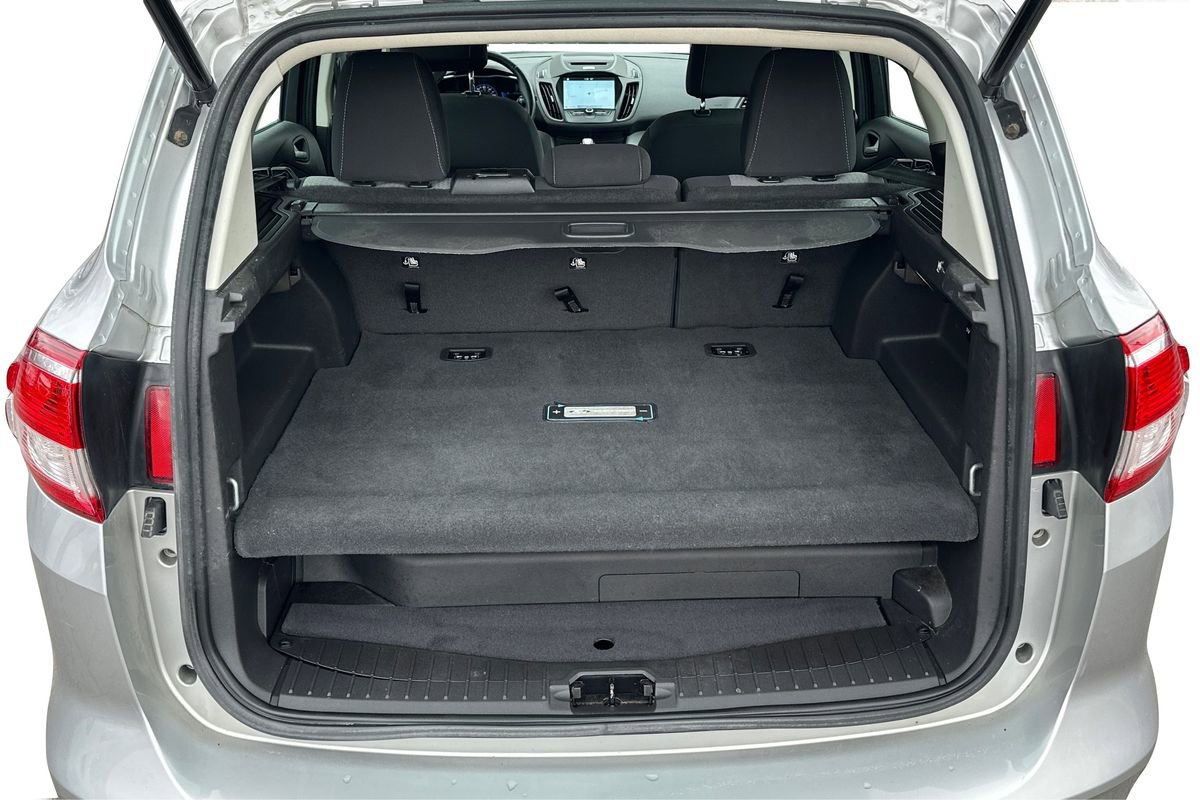 Used 2017 Ford C-MAX Energi SE w/ Equipment Group 401A image 11