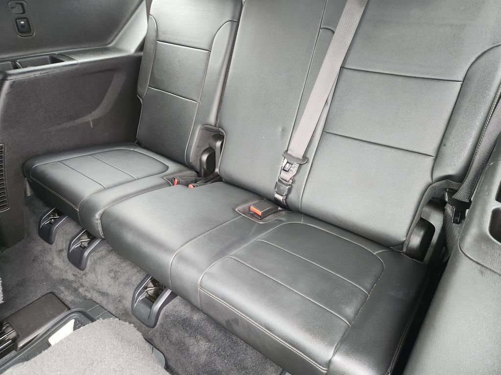 Used 2022 Chevrolet Traverse LT w/ LT Premium Package image 35