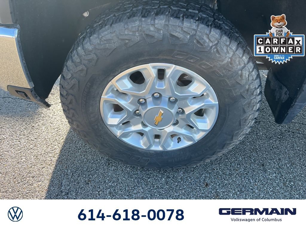 Used 2024 Chevrolet Silverado 2500 LT image 28