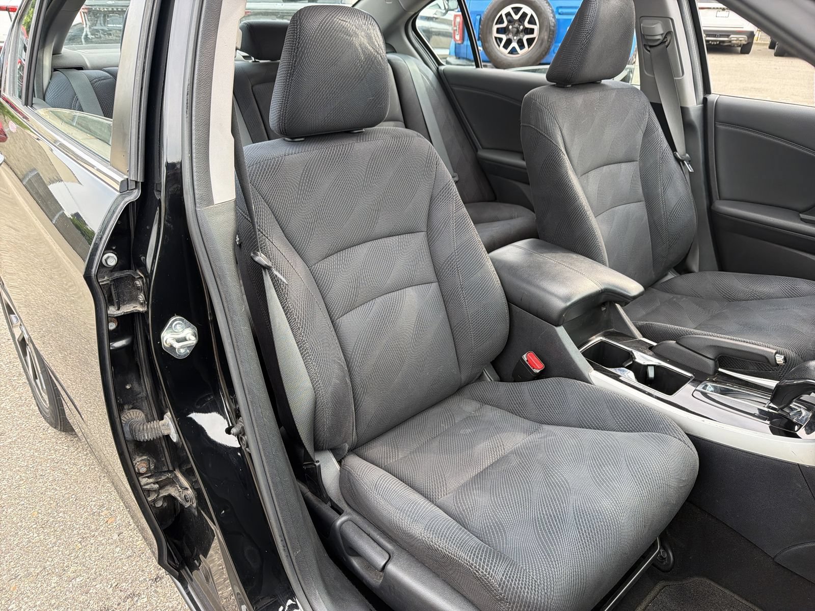 Used 2016 Honda Accord EX image 23