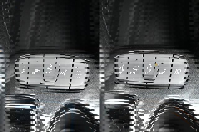 Used 2023 Chevrolet TrailBlazer ACTIV image 42