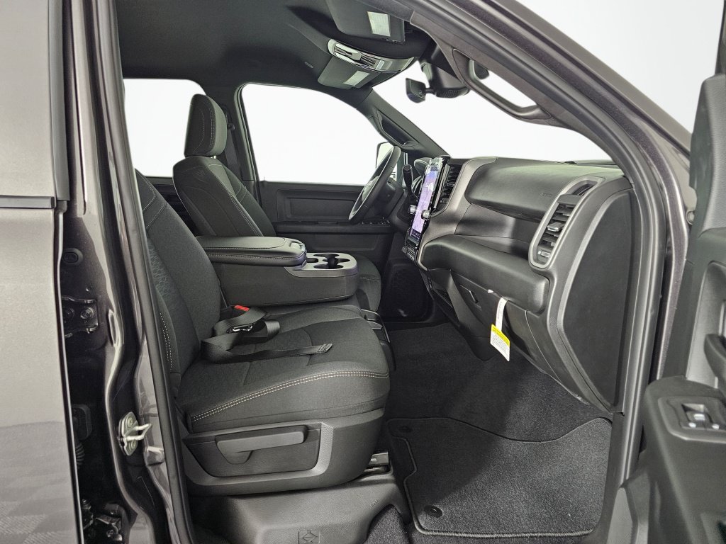 New 2026 RAM 2500 Tradesman AWD/4WD image 39