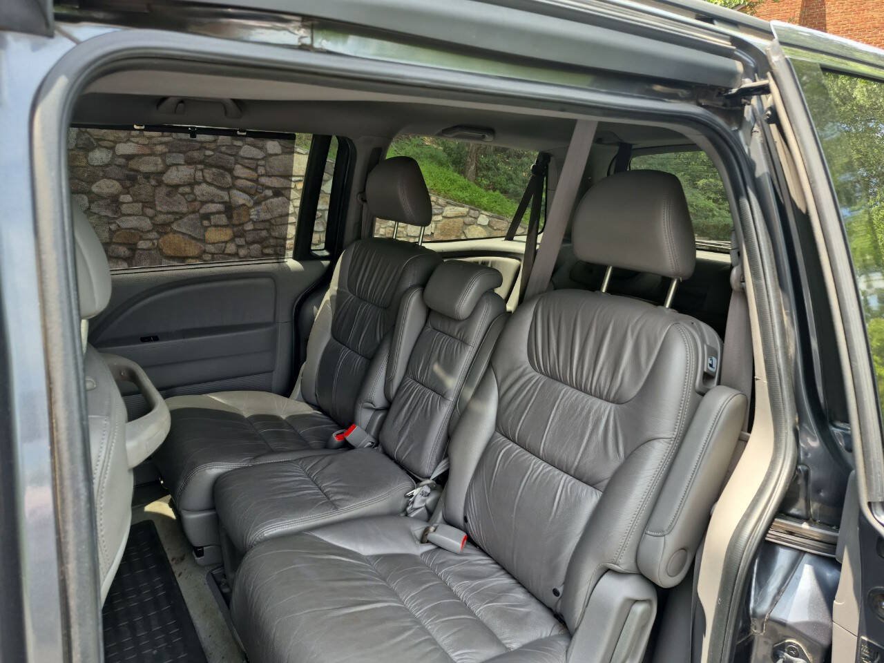 Used 2010 Honda Odyssey EX-L image 7