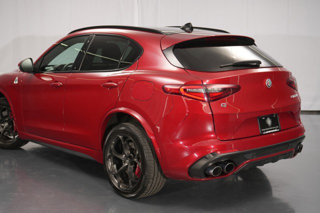 Used 2018 Alfa Romeo Stelvio Quadrifoglio w/ Driver Assist Dynamic Package image 24