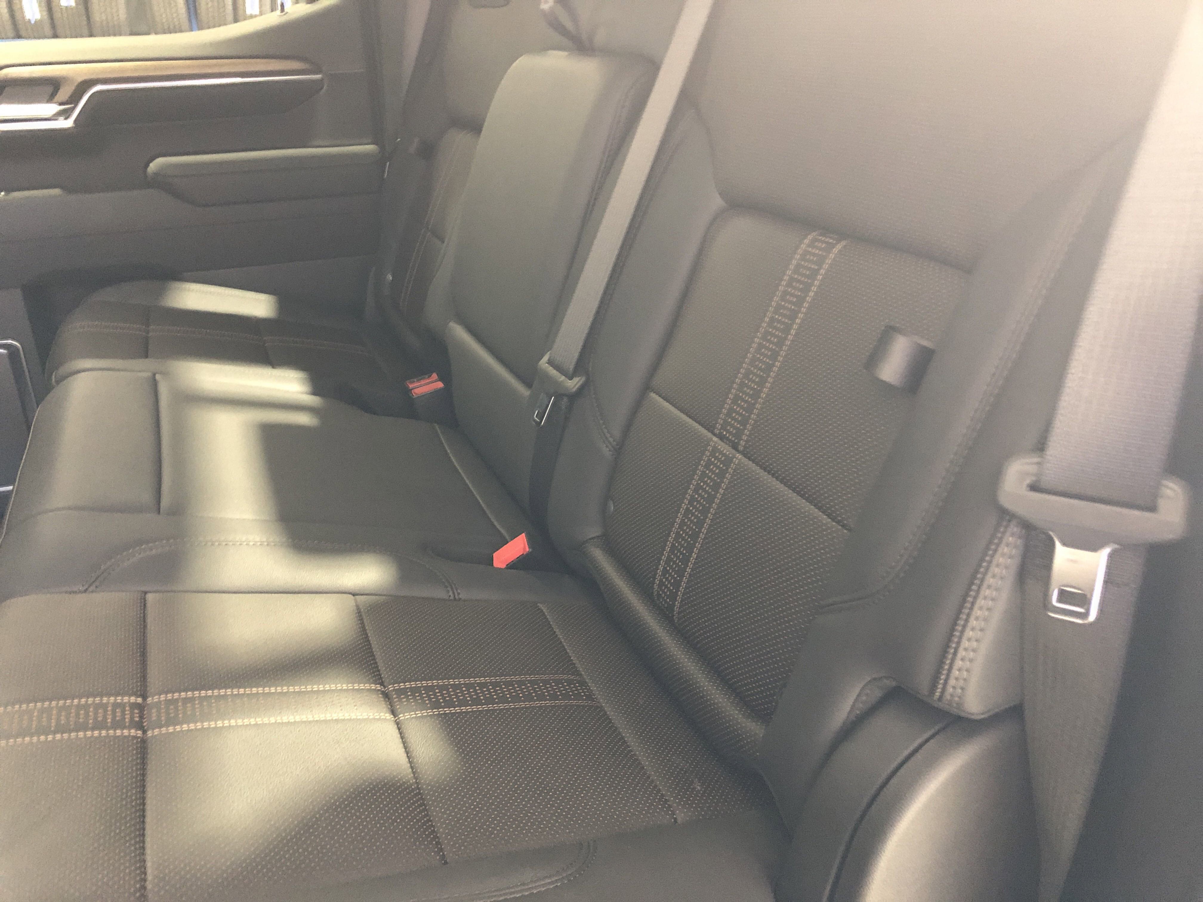 New 2025 Chevrolet Silverado 1500 High Country w/ Technology Package image 16