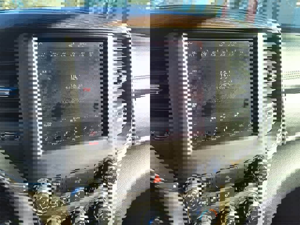 Used 2019 RAM 1500 Laramie image 16