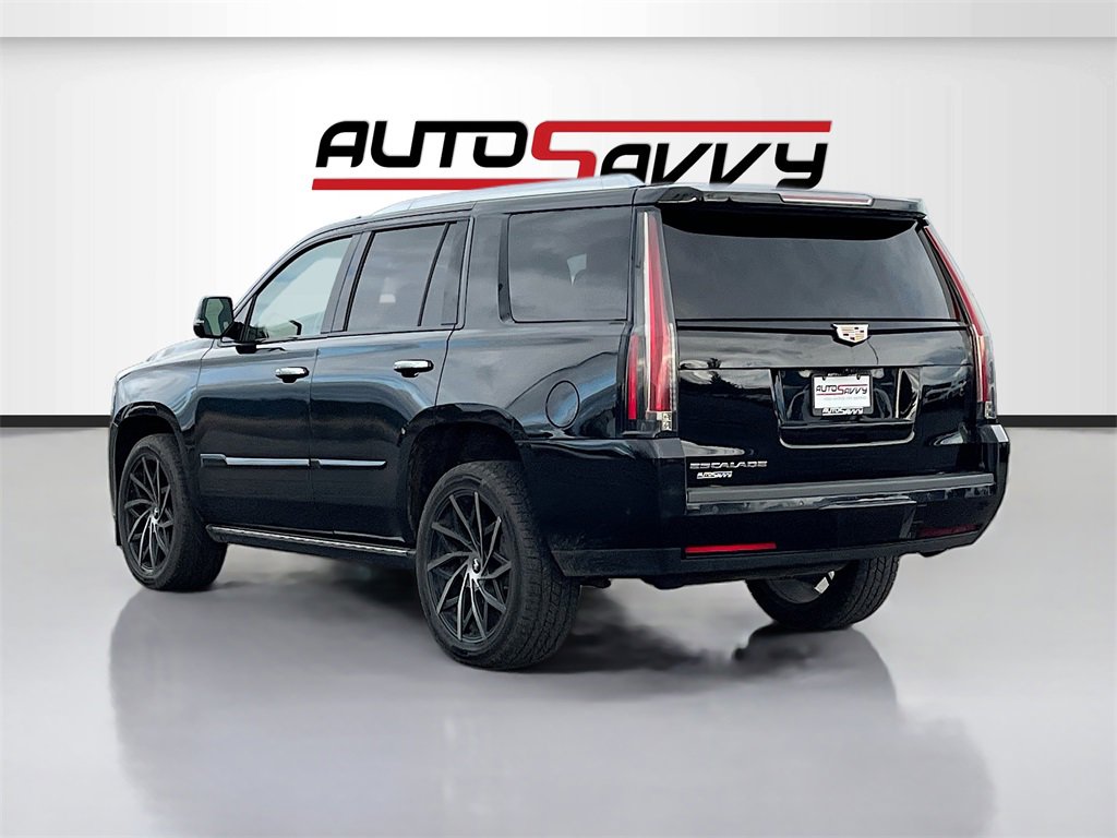 Used 2020 Cadillac Escalade Premium Luxury w/ Escalade Sport Edition image 5