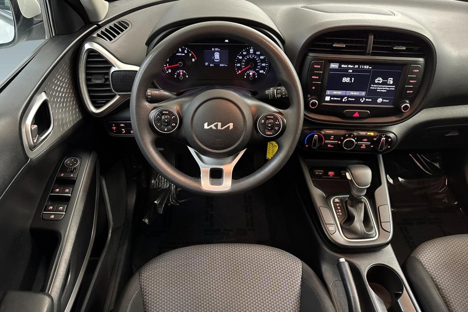 Used 2022 Kia Soul LX w/ Technology Package image 28