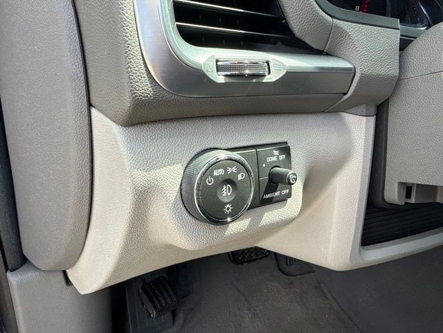 Used 2016 GMC Acadia SLT w/ Open Road Package AWD/4WD image 21