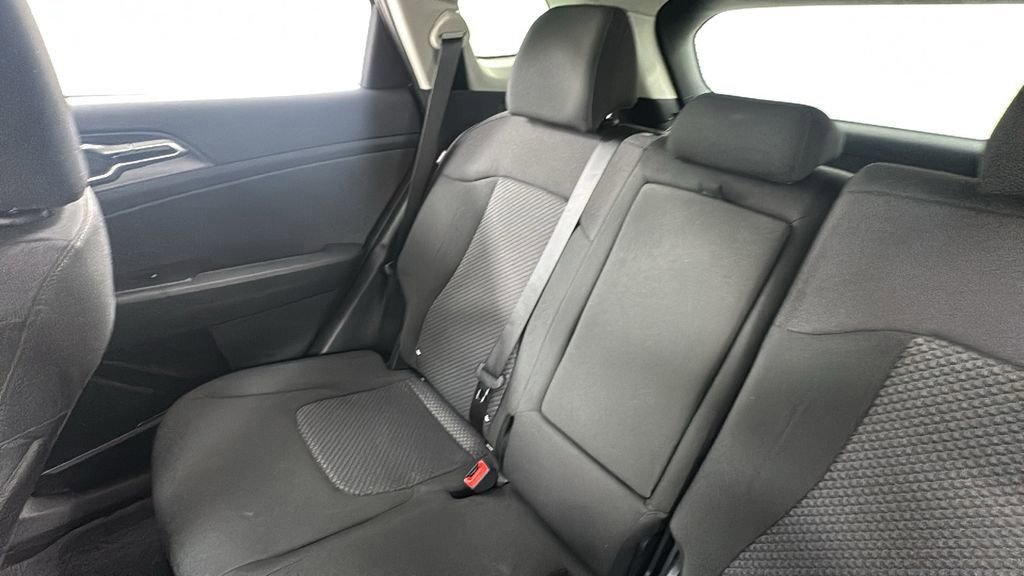 New 2026 Kia Sportage LX AWD/4WD image 14