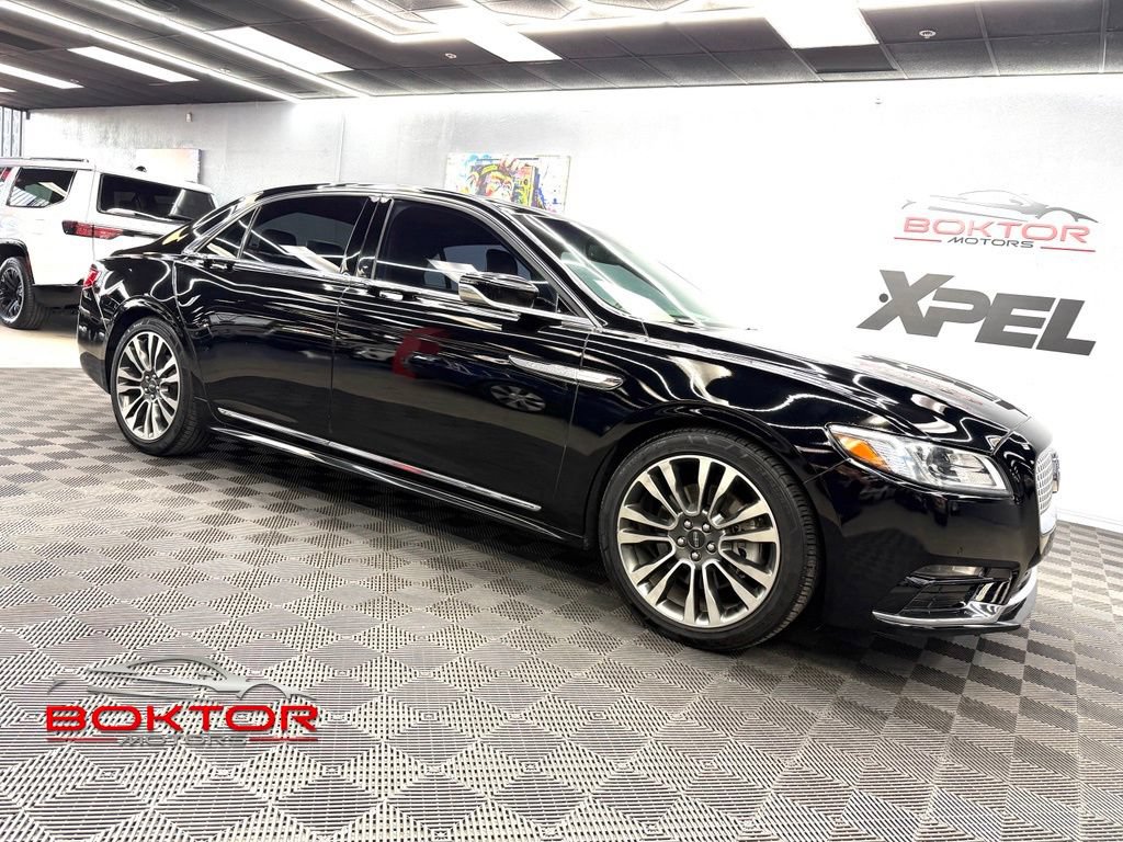 Used 2017 Lincoln Continental Select AWD/4WD image 1