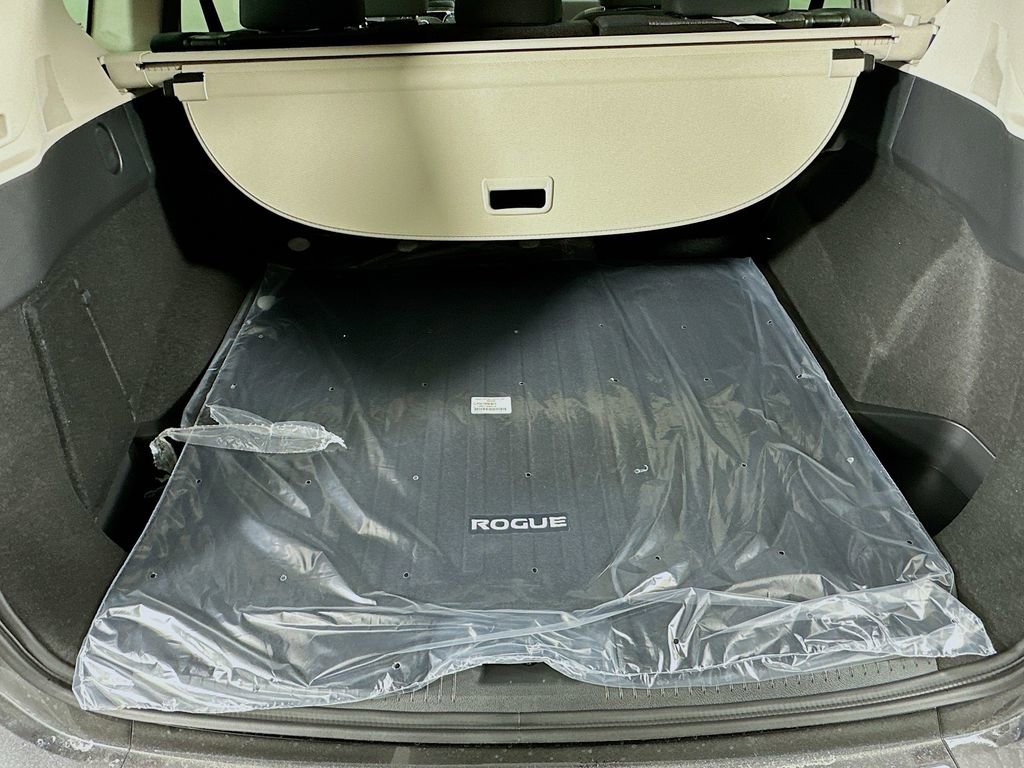 New 2026 Nissan Rogue SV w/ Cold Weather Package image 32