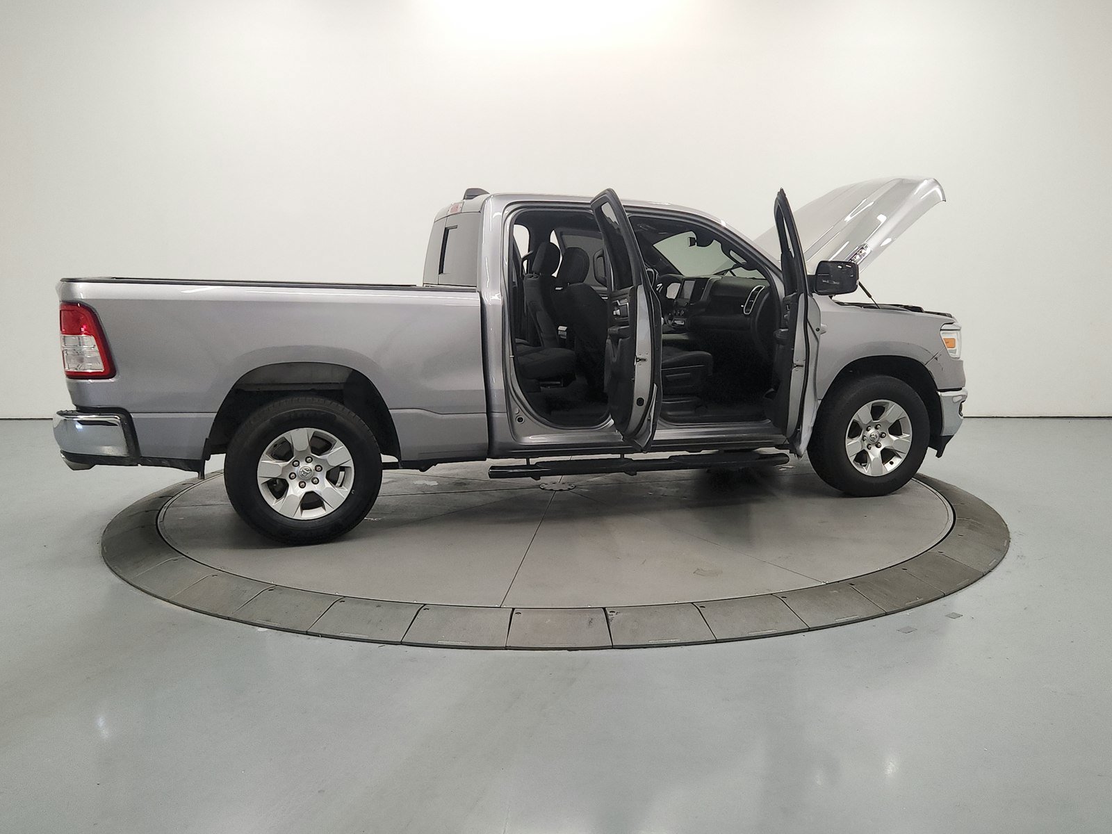 Used 2022 RAM 1500 Big Horn RWD image 17