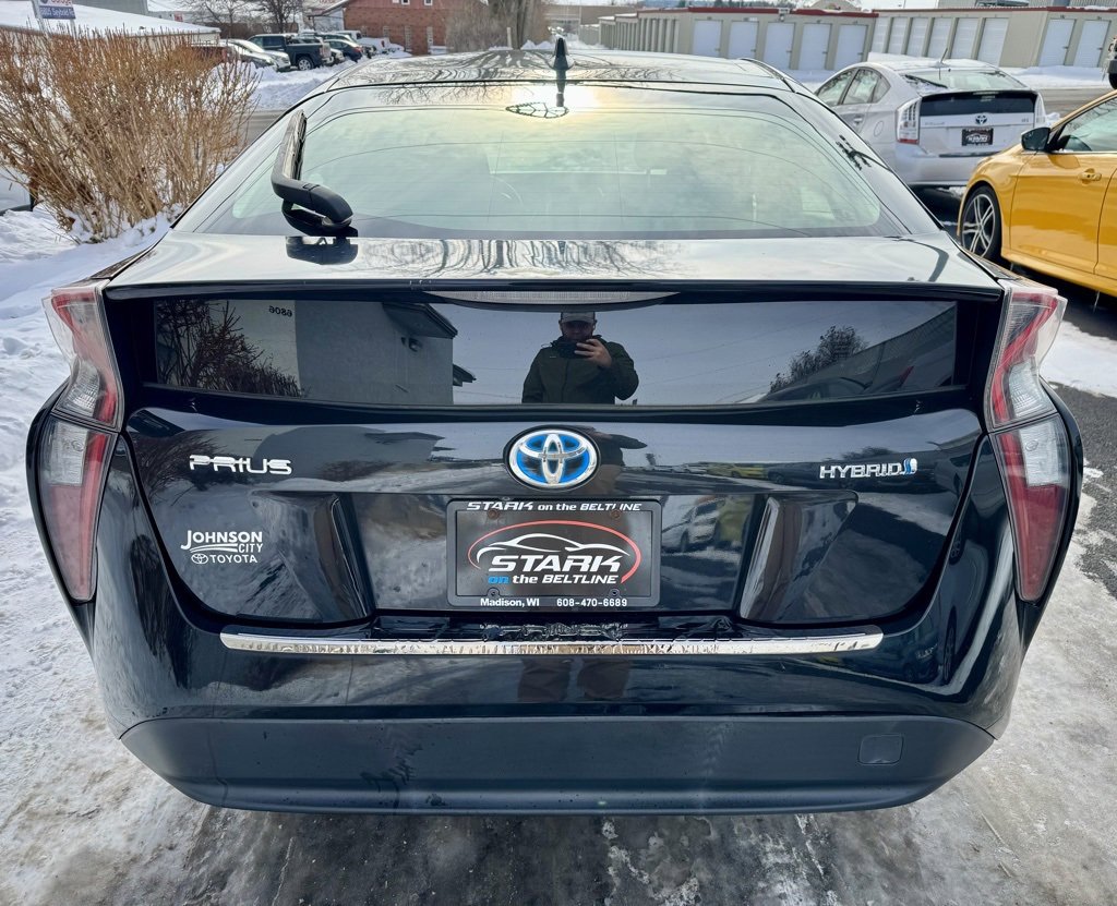 Used 2016 Toyota Prius Two image 5