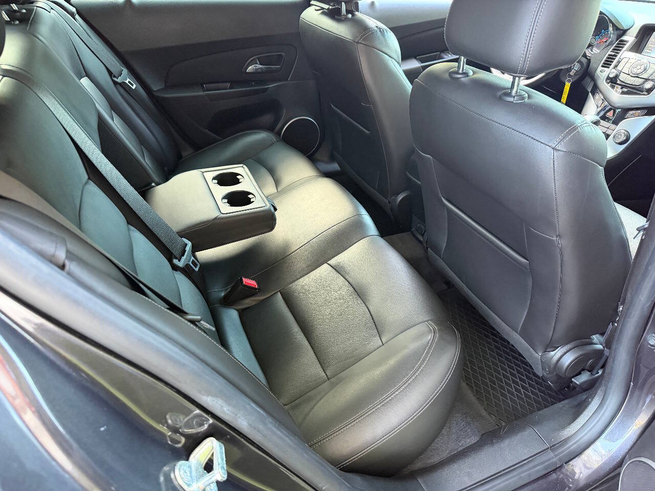 Used 2014 Chevrolet Cruze Diesel w/ Enhanced Safety Package FWD image 22