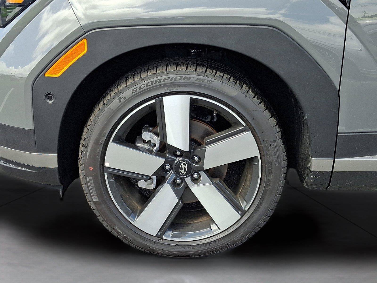 Certified 2026 Hyundai Santa Fe Limited AWD/4WD image 29