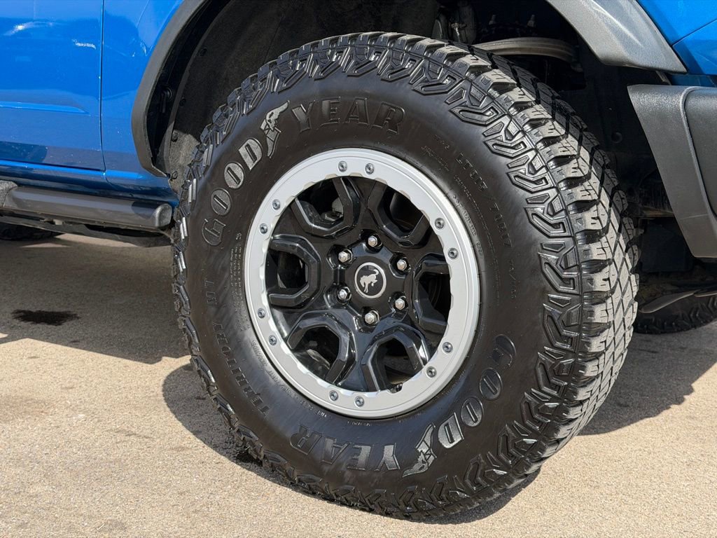 Used 2023 Ford Bronco Badlands w/ Sasquatch Package image 26