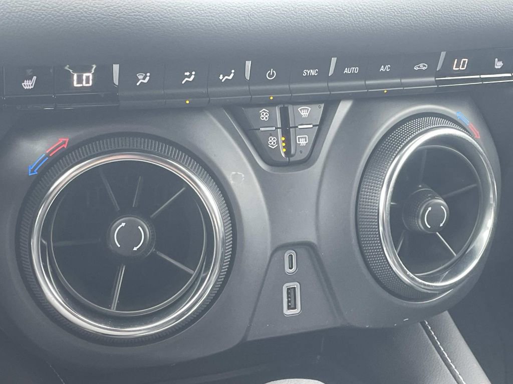 Used 2024 Chevrolet Blazer LT w/ Convenience Package image 22
