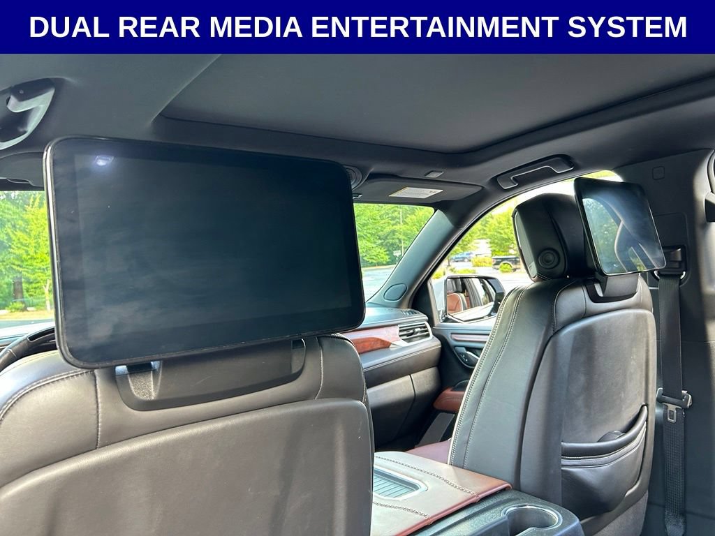 Used 2023 GMC Yukon XL Denali Ultimate AWD/4WD image 2