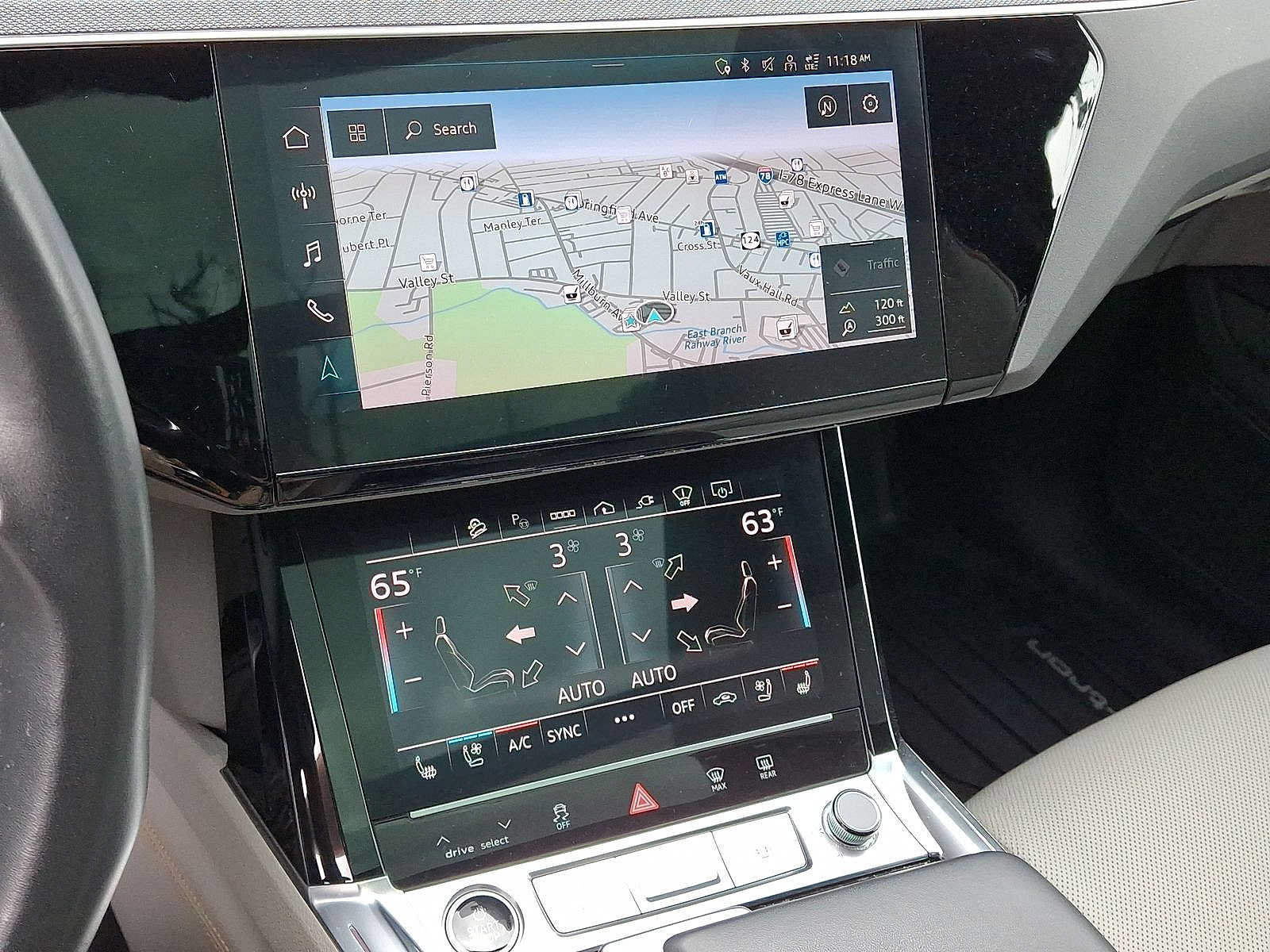 Used 2024 Audi Q8 e-tron Prestige AWD/4WD image 20