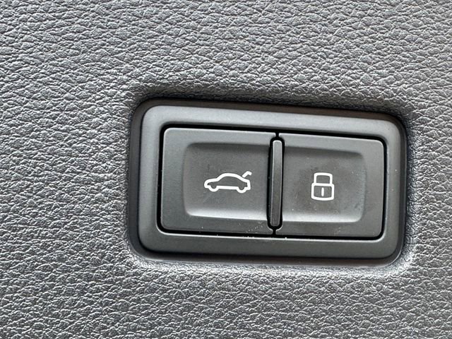 Used 2023 Audi SQ8 Prestige image 14