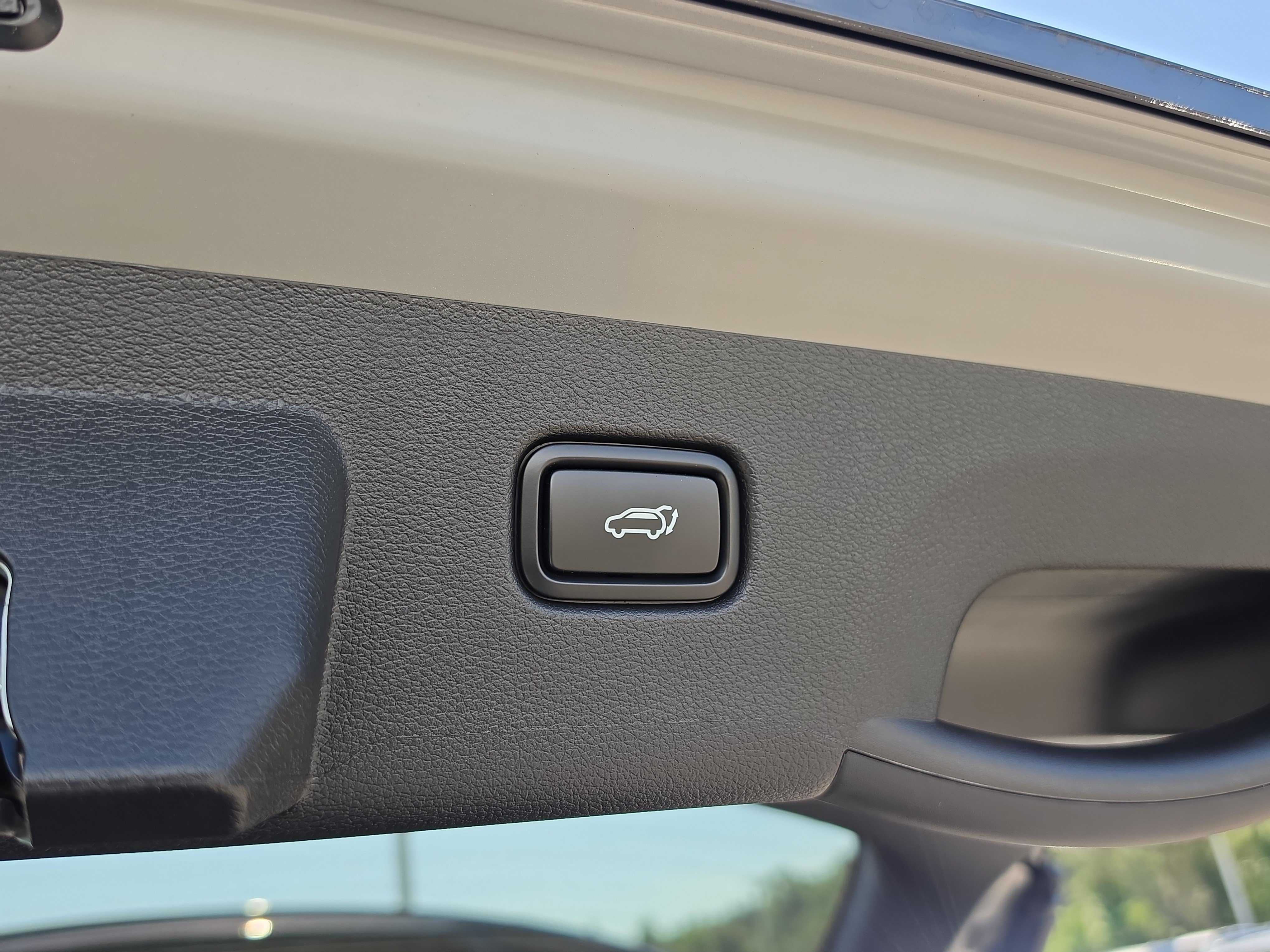 New 2026 Kia Sportage SX FWD image 11