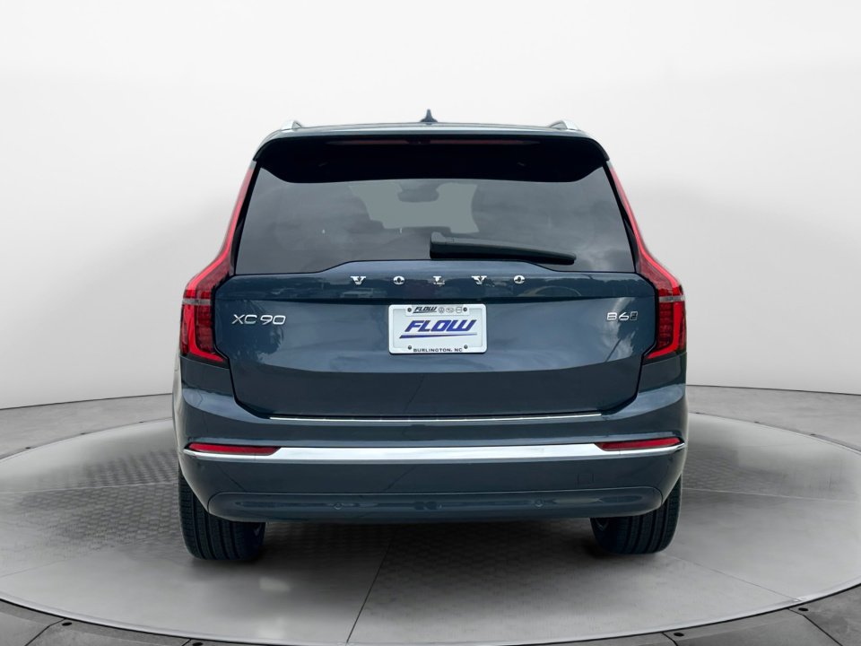 New 2026 Volvo XC90 B6 Plus w/ Protection Package Premier image 6