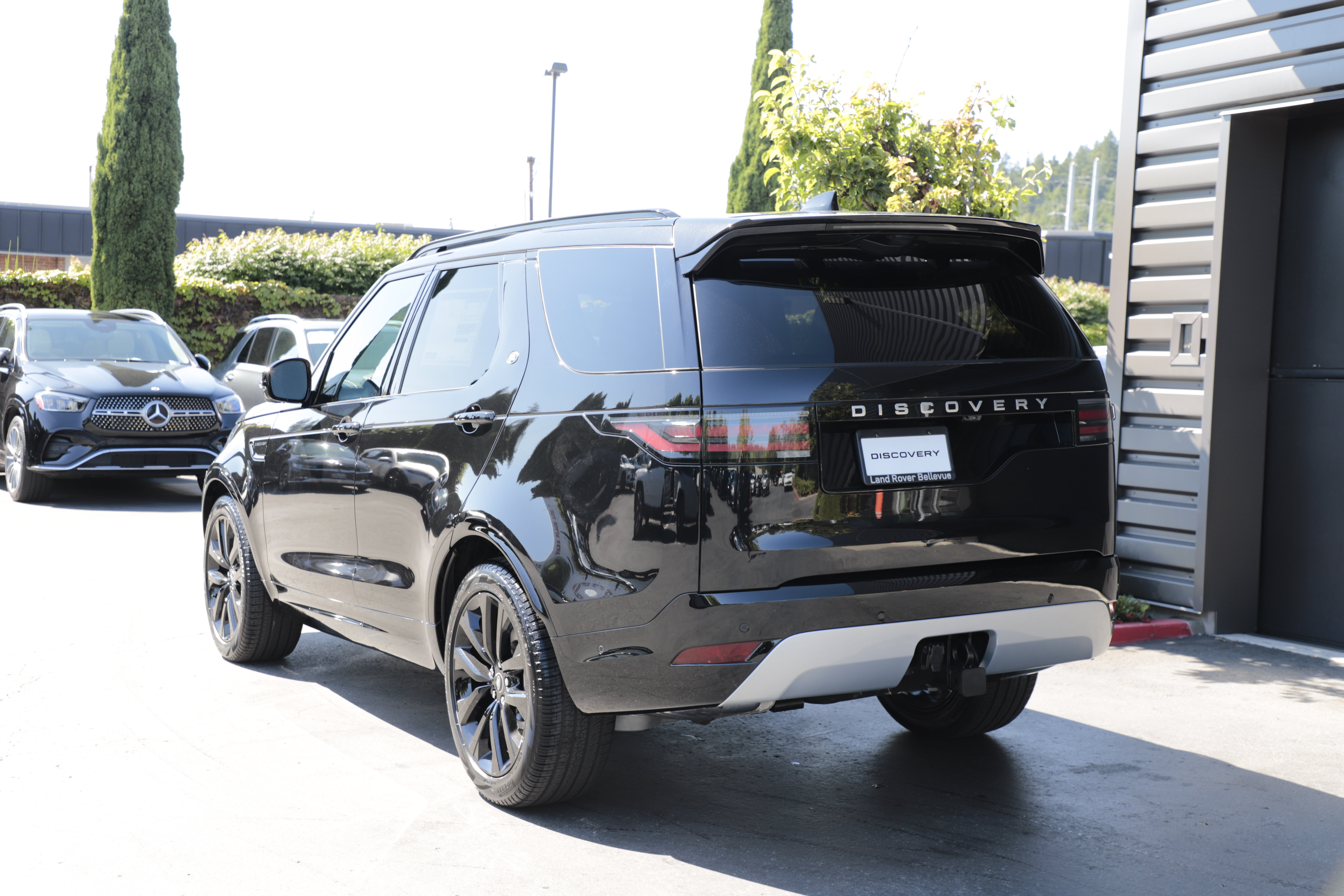 New 2026 Land Rover Discovery Limited Edition AWD/4WD image 6