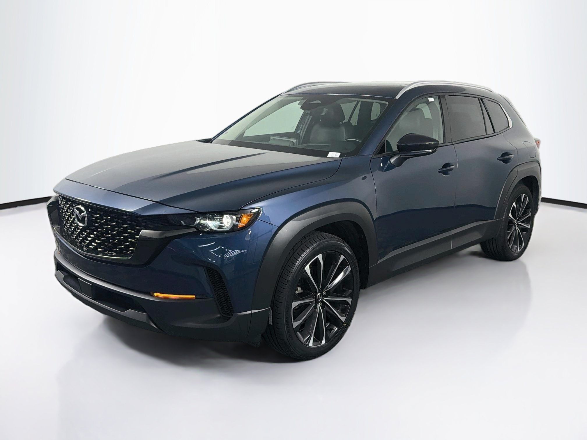 Used 2025 MAZDA CX-50 AWD 2.5 S w/ Premium Plus Pkg image 3