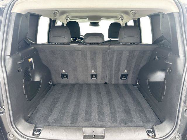 Used 2023 Jeep Renegade Latitude AWD/4WD image 22