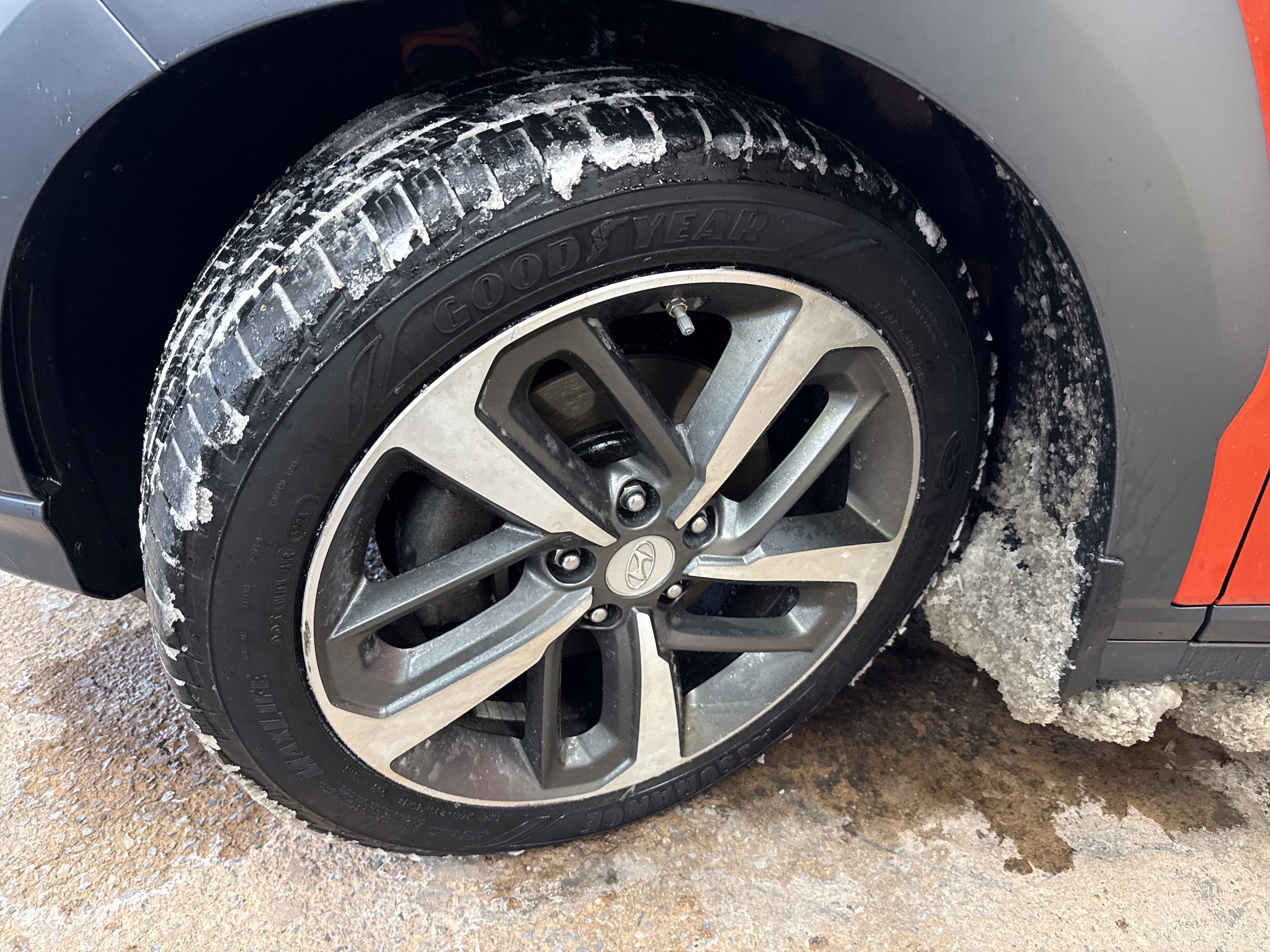 Used 2020 Hyundai Kona Ultimate AWD/4WD image 4