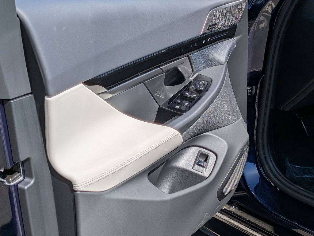 New 2026 BMW 530i w/ M Sport Package image 18