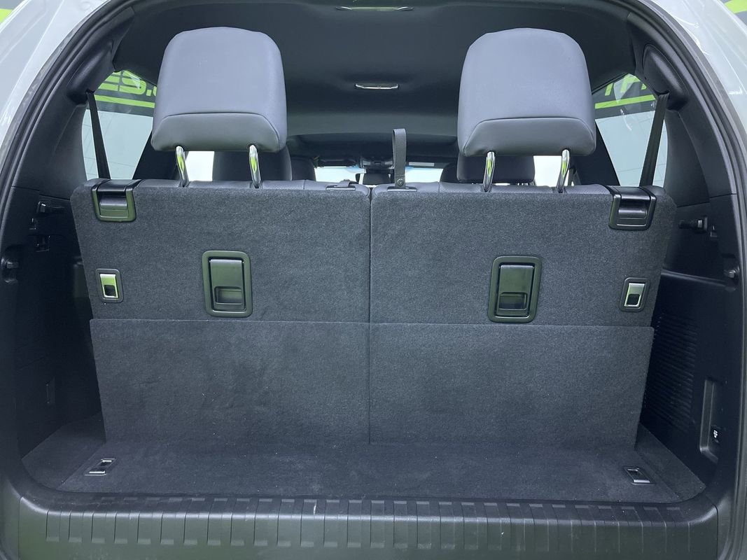 Used 2022 Lexus GX 460 w/ Black Line Special Edition AWD/4WD image 30