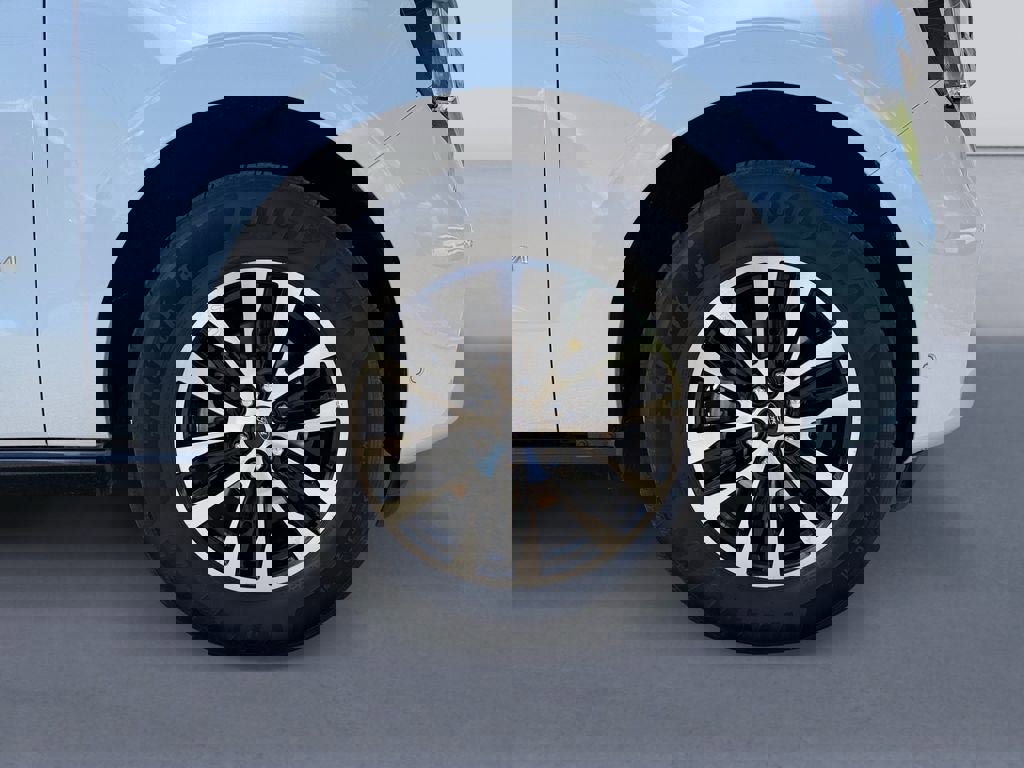 Used 2025 Ford Expedition Platinum image 9