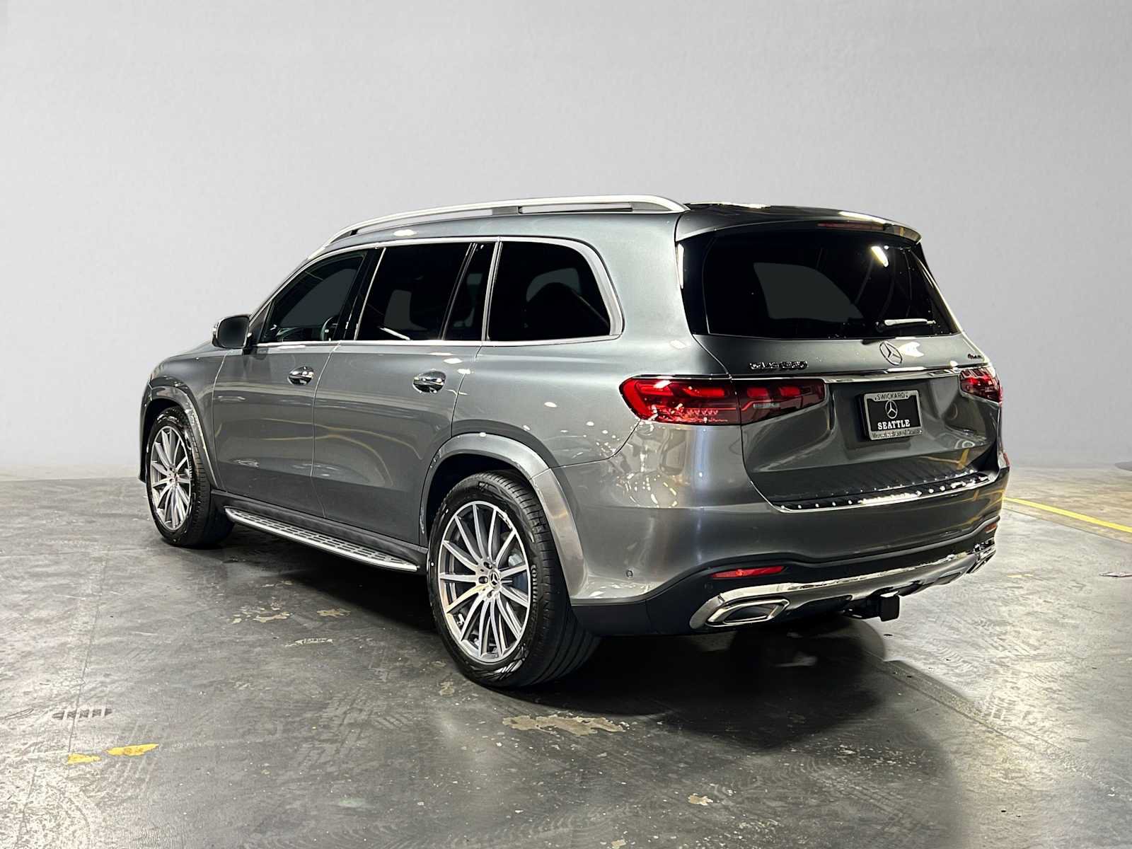 New 2026 Mercedes-Benz GLS 580 4MATIC image 5